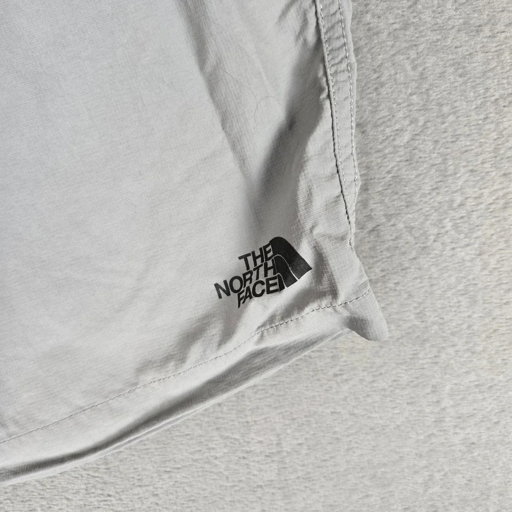 The North Face Shorts Mens 40 Flashdry Hiking Outdoor Ripstop Pockets Gray EUC